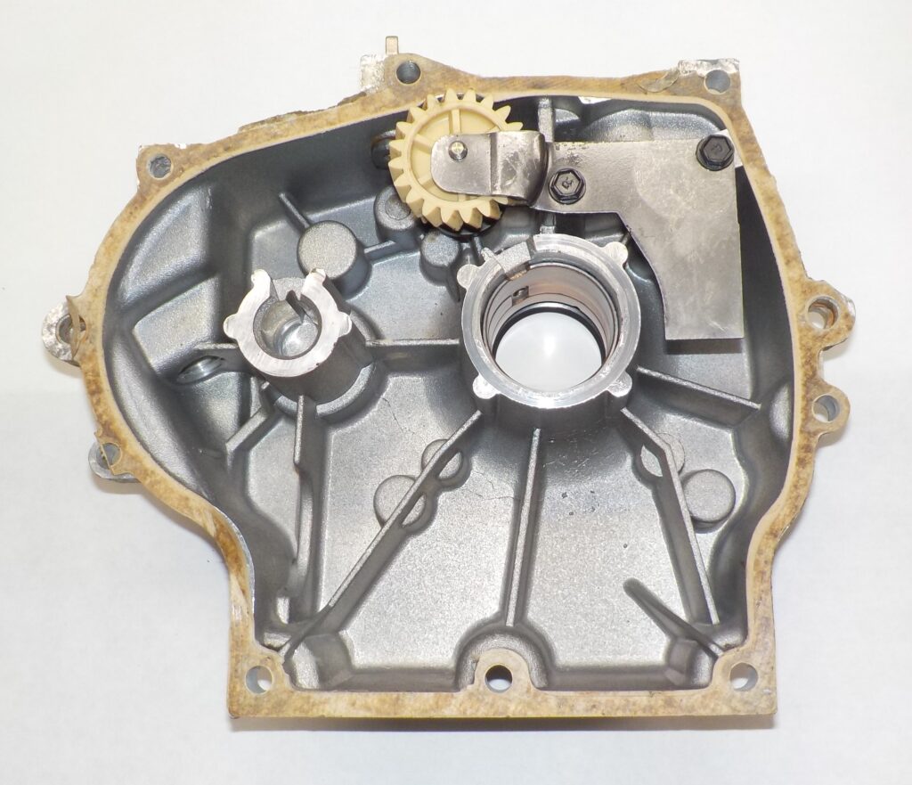 Tecumseh Crankcase Cover 38027