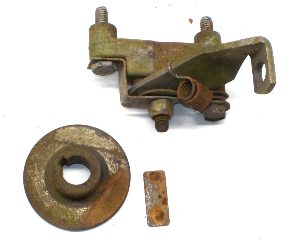 Spicer 5 Speed Transaxle 4360-78 Brake Jaw 3916, 120953X