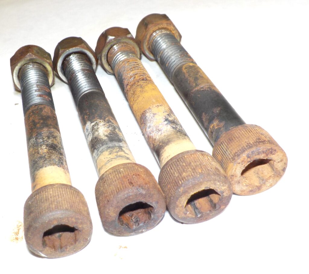 Cub Cadet 01007791 Socket Head Capscrew, 1/2-13; 3-1/2, set of 4